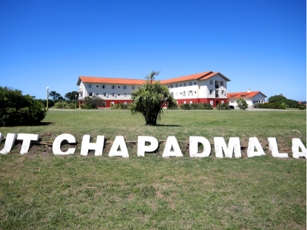 Foto cartel Unidad Turistica Chapadmalal